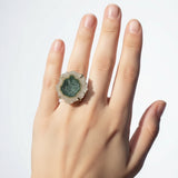 Verstelbare , vergulde ring met mineralen