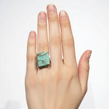 Verstelbare, verzilverde ring met mineralen